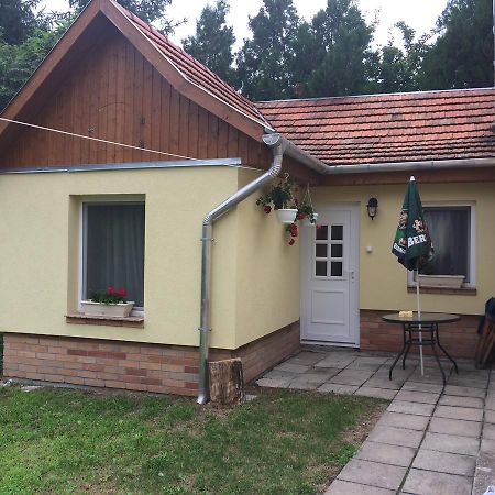 Liliom Vendeghaz Apartment Visegrád Exterior foto